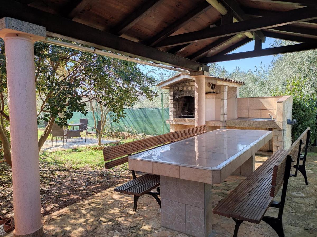 Appartamento Casa Da Billy Pola Esterno foto
